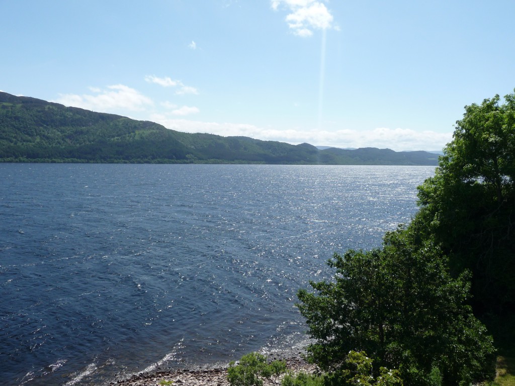 Here it is! The deep, dark loch, the abode of Nessie! We saw it with our own eyes and dipped our hands into its waters!